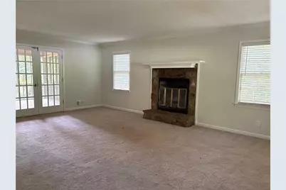 603 Butler Court, Woodstock, GA 30188 - Photo 4