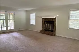 603 Butler Ct, Woodstock, GA 30188 - Photo 4
