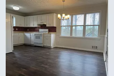 603 Butler Court, Woodstock, GA 30188 - Photo 6