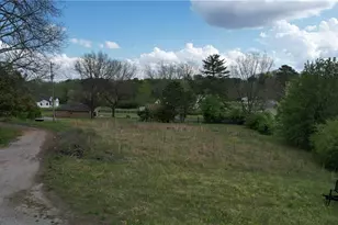 6082 Franklin Goldmine Rd, Cumming, GA 30028 - Photo 2