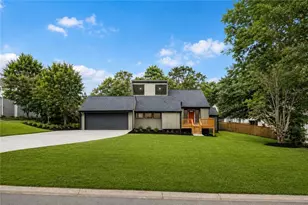 5309 Golfcrest Cir, Stone Mountain, GA 30088 - Photo 2