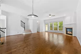 2844 Loftview Square, Atlanta, GA 30339 - Photo 8