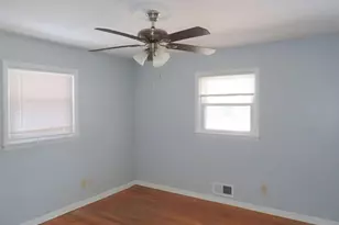 2705 Hayden Dr, East Point, GA 30344 - Photo 10