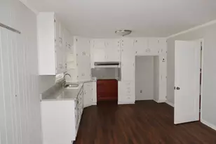 2705 Hayden Dr, East Point, GA 30344 - Photo 6