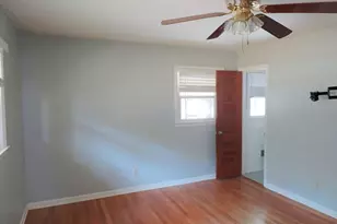 2705 Hayden Dr, East Point, GA 30344 - Photo 12