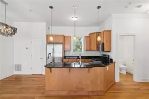 1380 Parkview Ln NE, Atlanta, GA 30324 - Photo 10