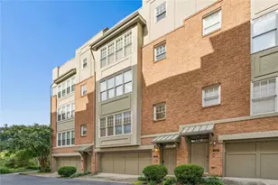 1380 Parkview Ln NE, Atlanta, GA 30324 - Photo 6