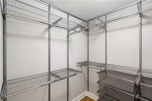 1380 Parkview Ln NE, Atlanta, GA 30324 - Photo 26