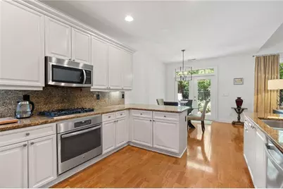 6485 Glen Oaks Lane, Sandy Springs, GA 30328 - Photo 32