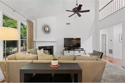6485 Glen Oaks Lane, Sandy Springs, GA 30328 - Photo 18