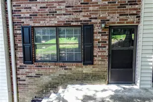 1235 Riverside Dr, Gainesville, GA 30501 - Photo 10