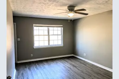 1235 Riverside Drive #F-5, Gainesville, GA 30501 - Photo 2