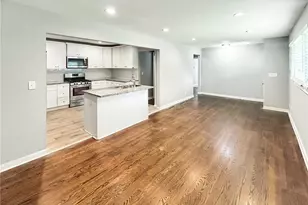 4564 Myrtle Hill Rd NE, Kennesaw, GA 30144 - Photo 6