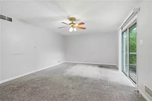 1384 Huntsmen Glen, Riverdale, GA 30296 - Photo 18