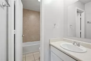 1384 Huntsmen Glen, Riverdale, GA 30296 - Photo 30