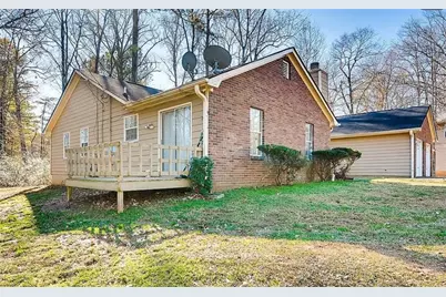 5913 Summerglen Lane, Atlanta, GA 30349 - Photo 2