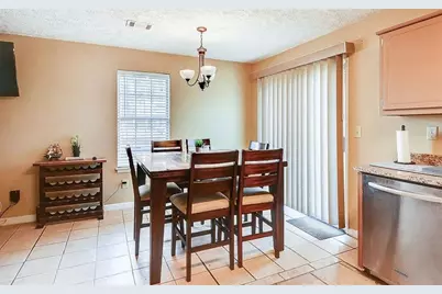 5913 Summerglen Lane, Atlanta, GA 30349 - Photo 4