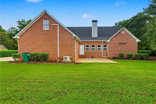 185 Red Maple Dr, Hampton, GA 30228 - Photo 4
