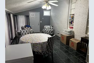 208 Kentucky Drive NE, Calhoun, GA 30701 - Photo 8