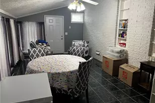 208 Kentucky Dr NE, Calhoun, GA 30701 - Photo 8