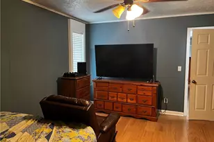 208 Kentucky Dr NE, Calhoun, GA 30701 - Photo 14