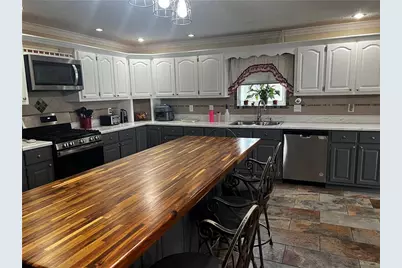 208 Kentucky Drive NE, Calhoun, GA 30701 - Photo 4