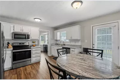 5342 Reuben Court, Ellenwood, GA 30294 - Photo 4