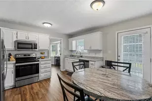 5342 Reuben Ct, Ellenwood, GA 30294 - Photo 4