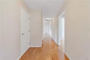 112 Clubhouse Dr, Jefferson, GA 30549 - Photo 6