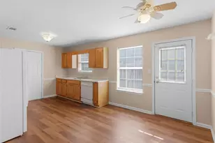 261 Brandon Ridge Cir, Stockbridge, GA 30281 - Photo 6