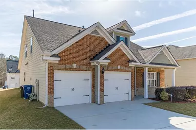 1301 Rose Terrace Circle, Loganville, GA 30052 - Photo 2