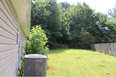 6831 Browns Mill Walk, Lithonia, GA 30038 - Photo 12