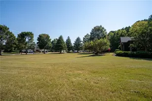 302 Oak Leaf Pl, Acworth, GA 30102 - Photo 14
