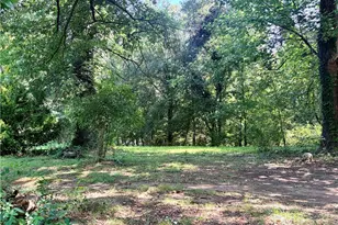 108 Walton St, Cartersville, GA 30120 - Photo 2