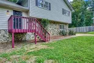1456 Scholar Dr, Lawrenceville, GA 30044 - Photo 2