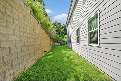 2195 Cormac Street, East Point, GA 30344 - Photo 30