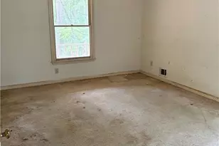 4785 Jones Rd, Fairburn, GA 30213 - Photo 10