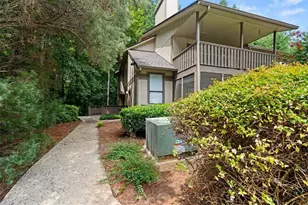 804 Woodcliff Dr, Sandy Springs, GA 30350 - Photo 28