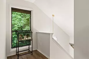 804 Woodcliff Dr, Sandy Springs, GA 30350 - Photo 4