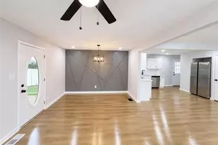 8992 Cornell Dr, Jonesboro, GA 30238 - Photo 10