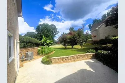 1321 N Brandy Shoals SE, Conyers, GA 30013 - Photo 32