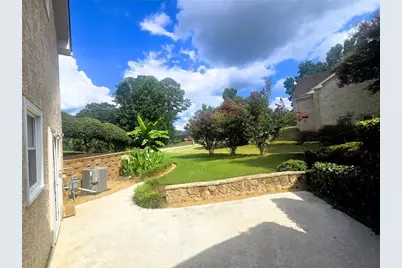 1321 N Brandy Shoals SE, Conyers, GA 30013 - Photo 14