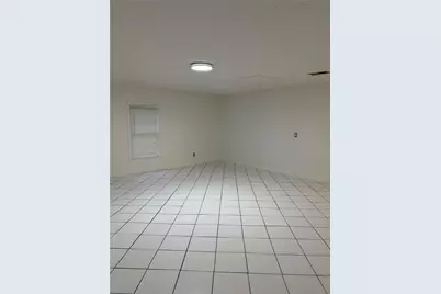 717 Shore Drive, Lithonia, GA 30059 - Photo 8