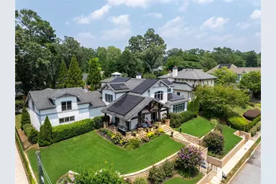 2019 Cambridge Avenue, College Park, GA 30337 - Photo 4