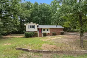 10 Thrushwood Rd, Rome, GA 30161 - Photo 1