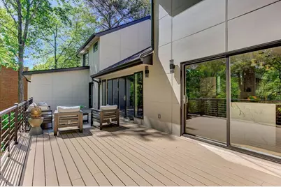 250 Bruton Way, Sandy Springs, GA 30342 - Photo 18