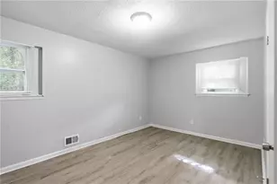 8862 Raven Dr, Jonesboro, GA 30238 - Photo 18