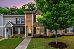 5960 Garden Cir, Douglasville, GA 30135 - Photo 2