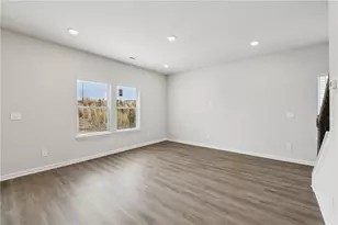 2801 Manor Dr, College Park, GA 30337 - Photo 6