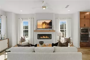 1078 Ascent Pl, Atlanta, GA 30328 - Photo 8